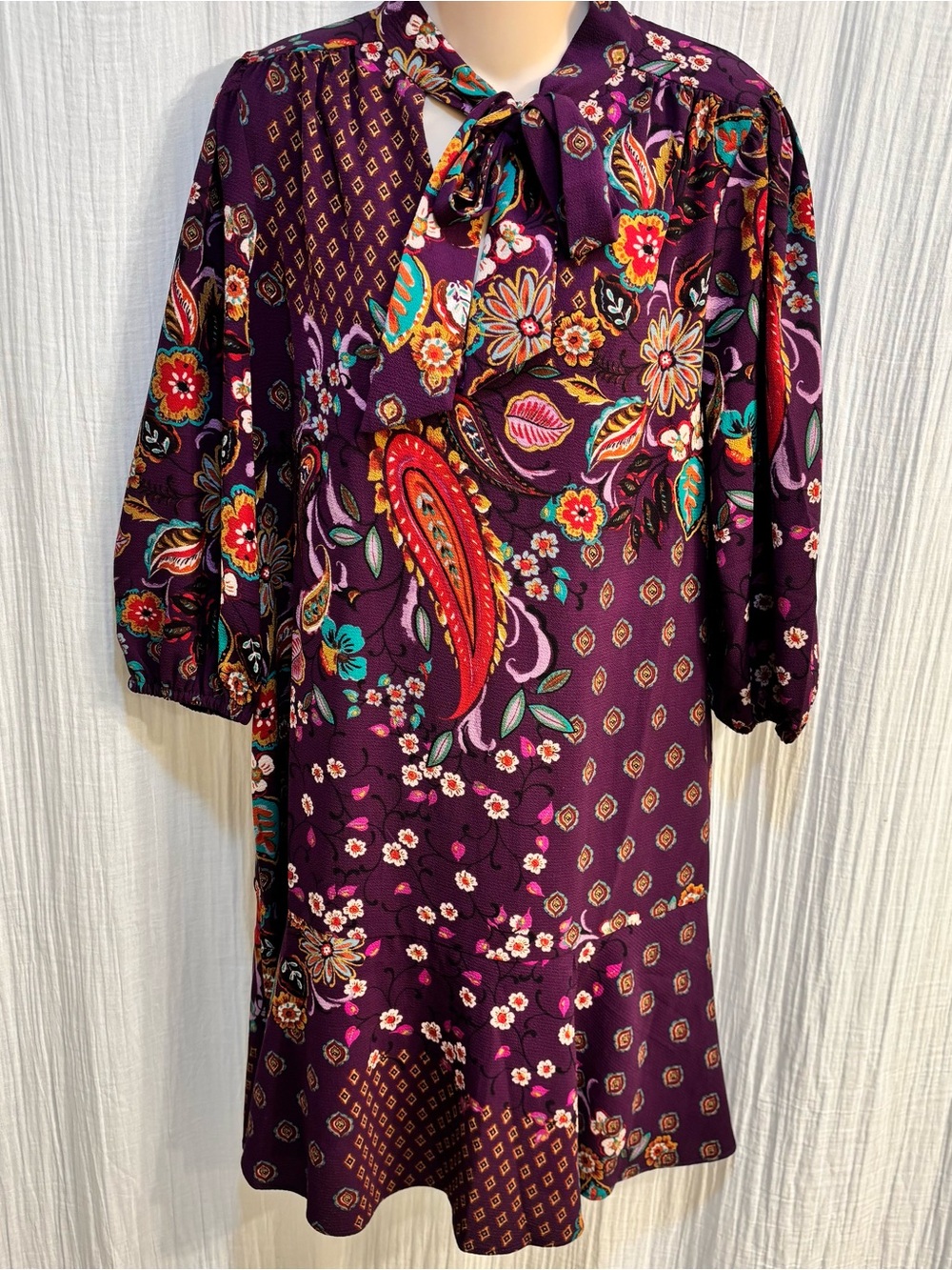 60s Throwback London Times Women's Tie Neck Bishop Sleeve Flounce Hem Dress. 8